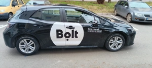 Vând Toyota Corolla 1.8 Hybrid 122 CP, an 2020, hatchback, mașină Bolt - imagine 2