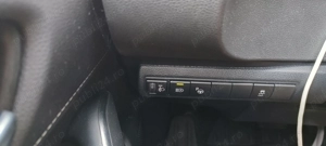 Vând Toyota Corolla 1.8 Hybrid 122 CP, an 2020, hatchback, mașină Bolt - imagine 7