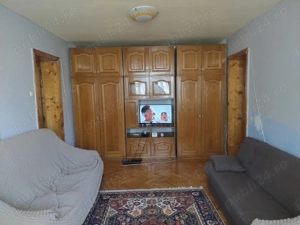 Proprietar, ofer spre inchiriere apart 2 camere semidecomandat, conf 1, et 2, central, 300 euro - imagine 3