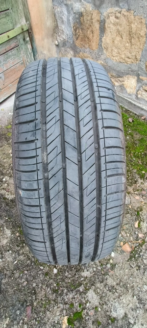 Vand set anvelope 215/55 R17 vara - imagine 2