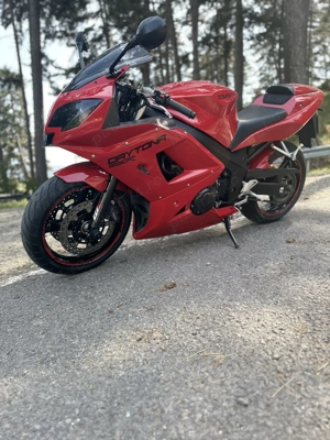 Triumph daytona 650 cc (2005 injecție ) - imagine 4