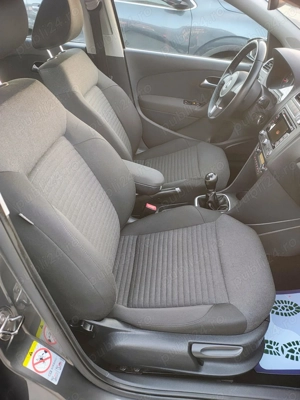 Volkswagen Polo 1.6 TDI Blue Motion Technology Comfortline - imagine 17