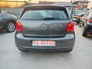 Volkswagen Polo 1.6 TDI Blue Motion Technology Comfortline - imagine 6