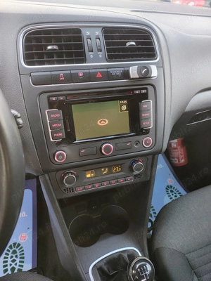 Volkswagen Polo 1.6 TDI Blue Motion Technology Comfortline - imagine 14