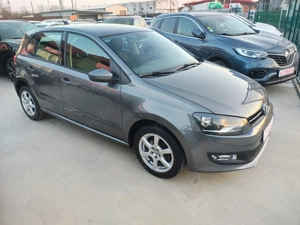 Volkswagen Polo 1.6 TDI Blue Motion Technology Comfortline - imagine 2