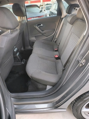 Volkswagen Polo 1.6 TDI Blue Motion Technology Comfortline - imagine 20