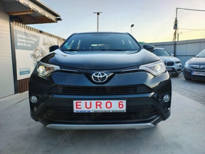 Toyota RAV4 2.0 D-4D 4x2 Start-Stop Executive - imagine 2