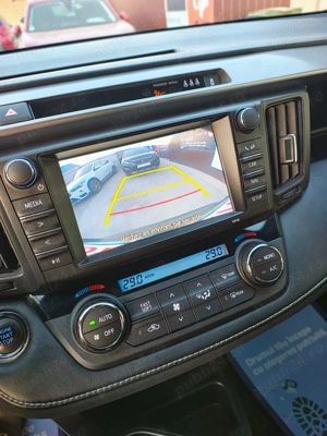 Toyota RAV4 2.0 D-4D 4x2 Start-Stop Executive - imagine 14