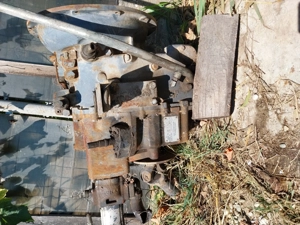 Piese buldo New Holland