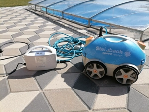 Vand robot de piscina