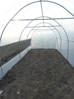 Producem solar legume profesionale structura galvanizata folie 180 microni 3 ani garantie laterale a