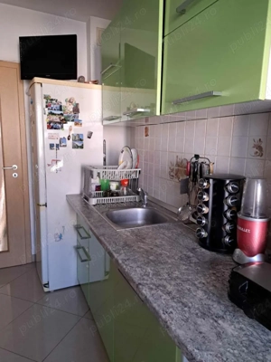 De vanzare apartament 4 camere Confectii - imagine 19