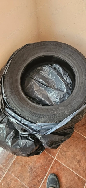 3 cauciucuri de vara Bridgestone 185/65R15 DOT 4422 - imagine 2