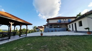 Agropensiunea Anovia - imagine 2