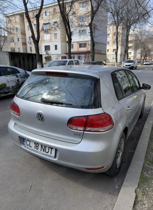 Volkswagen Golf VI 1.6TDI DPF - imagine 3