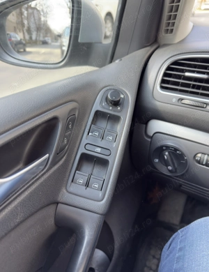 Volkswagen Golf VI 1.6TDI DPF - imagine 5