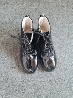 Bocanci de lac nr 36