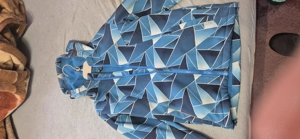 Vând geaca pentru copii lewro.