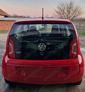 VW UP 2012 1.0 benzina 60cai - imagine 4