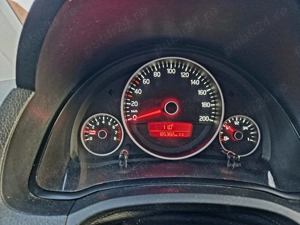 VW UP 2012 1.0 benzina 60cai - imagine 7