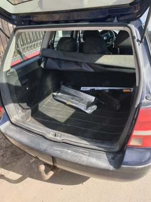 Vand VW Golf Variant, 1,9 diesel, an fabr.2005 - imagine 4