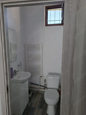 Ofer spre închiriere spațiu comercial în Pucioasa  - imagine 3