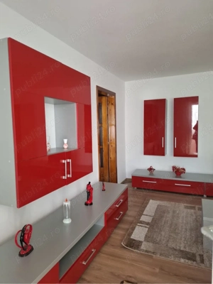 Proprietar, inchiriez apartament cu 2 camere