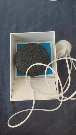Google Nest Mini Pixel 2
