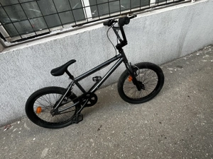 bicicleta bmx aproape nou