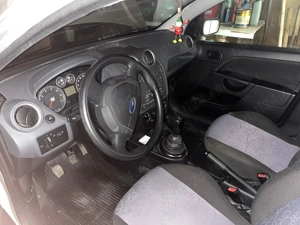 Vând Ford Fiesta 2007 1.4 benzină 70.000 km unic proprietar garaj-perfectă - imagine 5