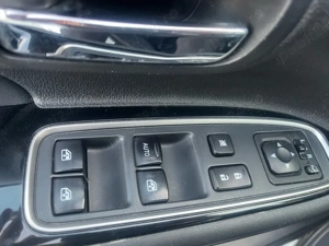 Mitsubishi Outlander plugin Hibryd - imagine 8