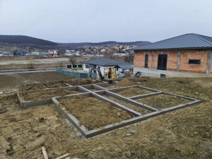 Case noi, unifamiliale si duplex, spre vanzare in Livezeni, la cheie !!!!