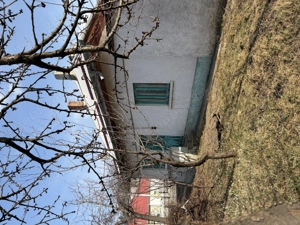Vând casă bătrânească str Crinilor 36 - imagine 2