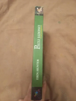 Erin Hunter - Pisicile Războinice - vol 5