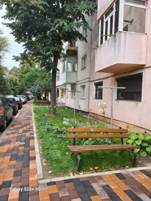 închiriez  sau vand apartament două camere semidecomandate Alecu Russo - imagine 9