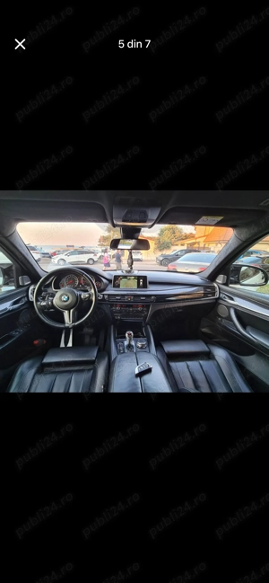 Vând sau Schimb X6M 4,4 i mașina are soft 32000  Neg