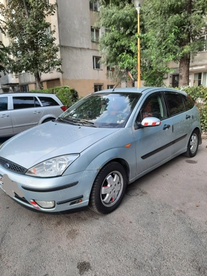 Ford Focus 1 2004 1.6 cm benzina - imagine 4