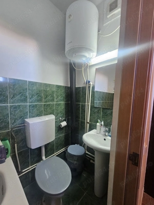 Camera de camin de vanzare , zona Zimbru intre catedrala Catolica si Lidl - imagine 5