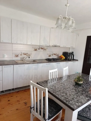 Casa Cisnadie etaj 1 integral cu intrare separata si curte comuna - imagine 5