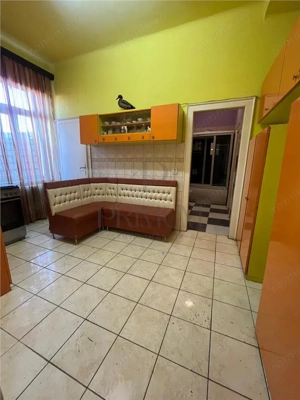 IOSEFIN - 3 CAM - ETJ.1 - 2BAI - BOXA - CURTE - CENTRALA - SUPER SPATIOS - CLADIRE ISTORICA - imagine 2