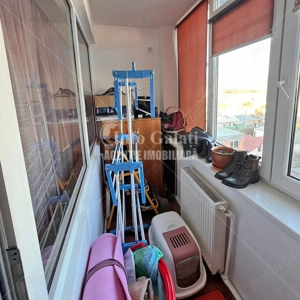 | Apartament cu 3 camere | Zona: General | Mobilat&Utilat | Bloc-2012 |  - imagine 7