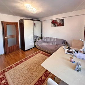 | Apartament cu 3 camere | Zona: General | Mobilat&Utilat | Bloc-2012 |  - imagine 13