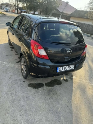 De Vânzare Opel Corsa D 1.2 benzină an 2010  - imagine 2