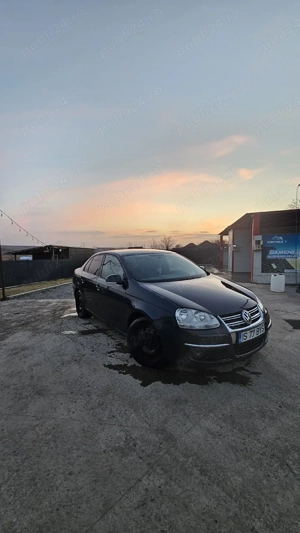 VW Jetta 2009  - imagine 6