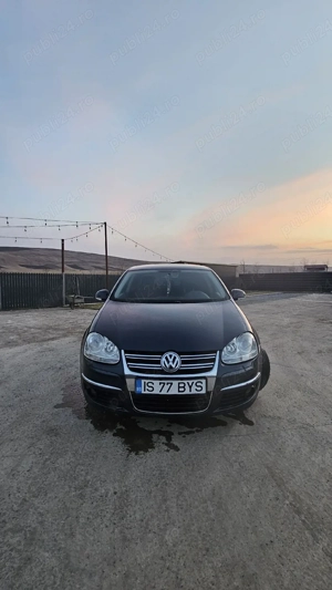 VW Jetta 2009  - imagine 4
