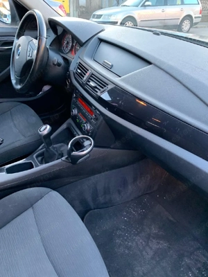 Vand BMW X1 2011 xDrive20d - imagine 5