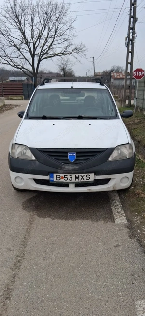 Dacia Logan 1 2007 , 3000 lei usor negociabil 
