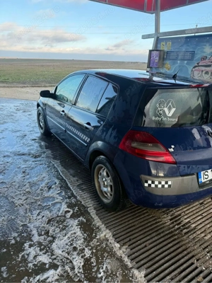 Vând Renault Megane 2 2004 - imagine 2