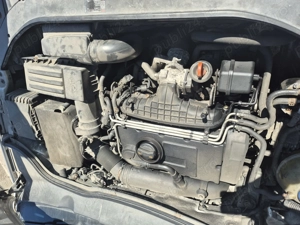 Dezmembrez Passat b6  - imagine 3