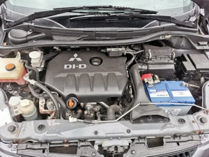 Mitsubishi grandis 7 locuri - imagine 4